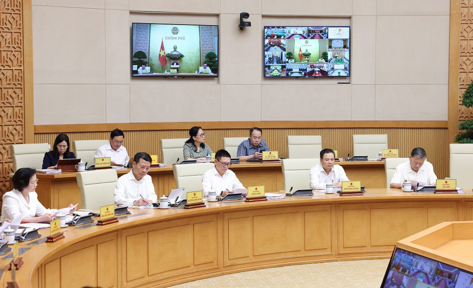 Đại diện các bộ, ngành và cơ quan thuộc Chính phủ tham dự phiên họp. (Ảnh: Dương Giang/TTXVN)