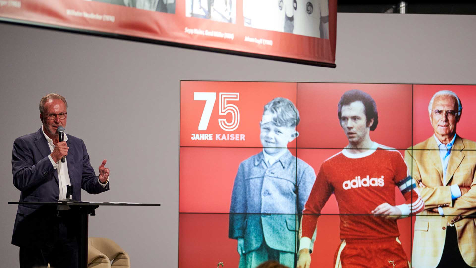 Karl-Heinz Rummenigge, Giám đốc điều hành của FC Bayern cũng đã gửi lời cảm ơn đến 'hoàng đế' Franz Beckenbauer. (Nguồn: FcBayern)