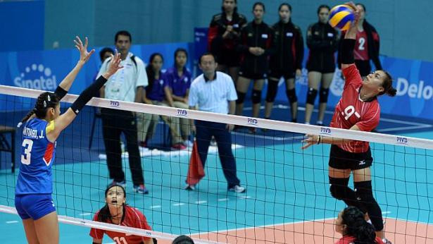 Thậm chí, đoàn Philippines còn gửi yêu cầu kiểm tra giới tính của cô. (Nguồn: straitstimes)