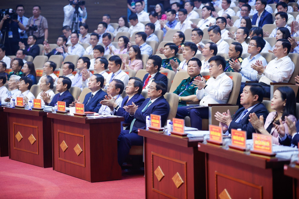 Thủ tướng Phạm Minh Chính đến dự Hội nghị công bố Quy hoạch tỉnh Ninh Bình. (Ảnh: Dương Giang/TTXVN)