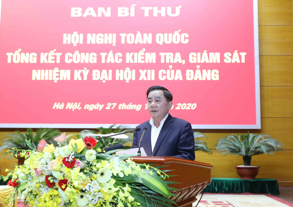 Đồng chí Trần Cẩm Tú, Bí thư Trung ương Đảng, Chủ nhiệm Uỷ ban Kiểm tra Trung ương phát biểu tại hội nghị. (Ảnh: Phương Hoa/TTXVN)