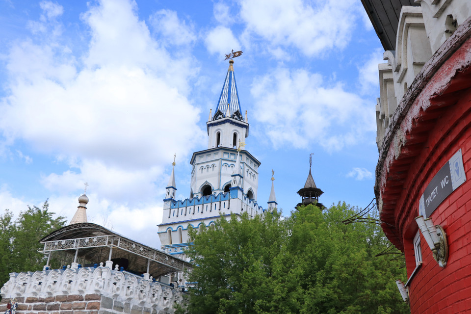 Khu chợ bán đồ lưu niệm Vernissage là một trong những điểm check-in lý tưởng mà khách du lịch không nên bỏ qua khi đến Thủ đô Moskva. (Ảnh: Hùng Võ/Vietnam+)