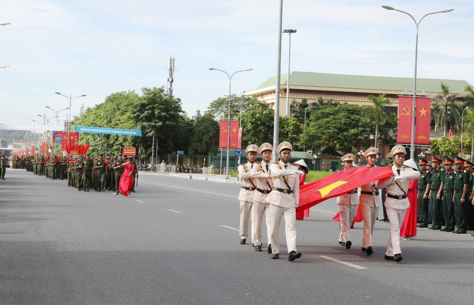 Ninh Bình ra mắt lực lượng tham gia bảo vệ an ninh, trật tự ở cơ sở. (Ảnh: Đức Phương/TTXVN)