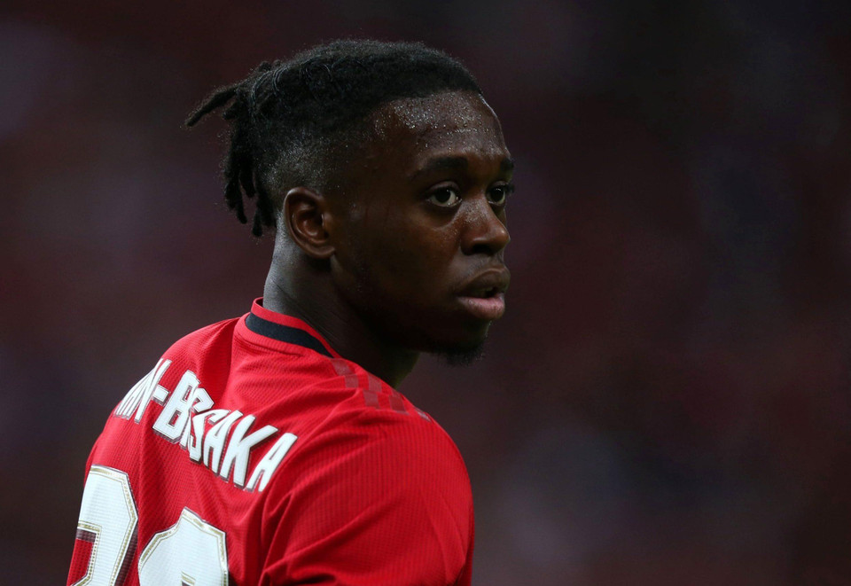 Aaron Wan-Bissaka (Crystal Palace sang Manchester United).