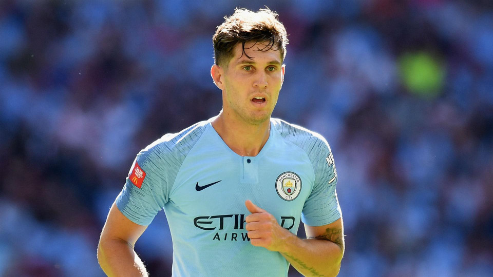 John Stones (50 triệu bảng, Everton sang Man City).