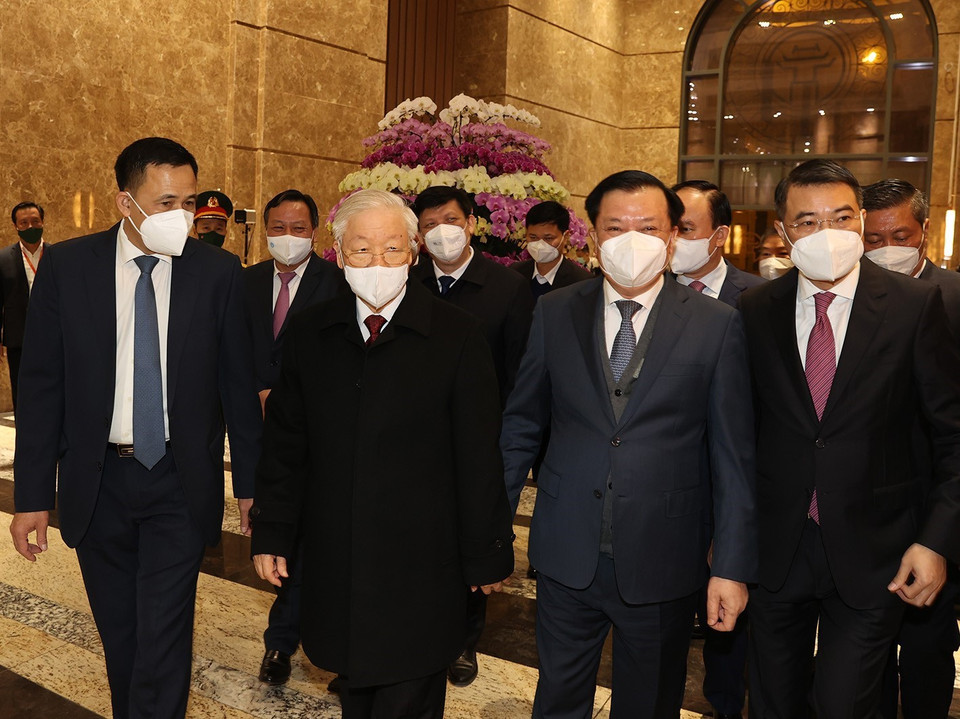 Tổng Bí thư Nguyễn Phú Trọng đến thăm và chúc Tết Đảng bộ, chính quyền và nhân dân Thủ đô Hà Nội. (Ảnh: Trí Dũng/TTXVN)