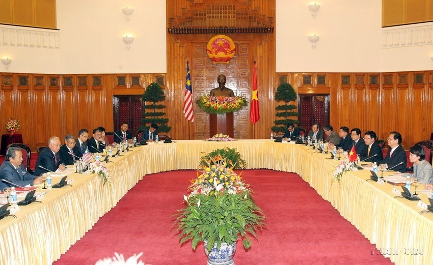 Thủ tướng Nguyễn Tấn Dũng hội đàm với Thủ tướng Malaysia Najib Tun Razak trong chuyến thăm chính thức Việt Nam, ngày 4/4/2014. (Ảnh: Đức Tám/TTXVN)