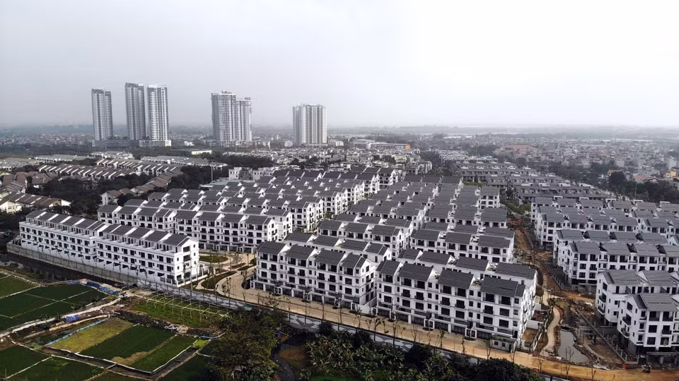 Khu biệt thự, nhà liền kề trong khu đô thị Gamuda Gaderns (Gamuda City) tại Hà Nội với vốn đầu tư từ Tập đoàn bất động sản Malaysia-Gamuda Land. (Ảnh: Danh Lam/TTXVN)
