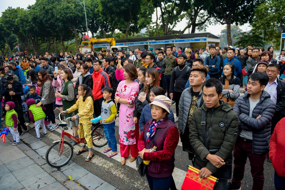 Sự kiện thu hút hàng nghìn người dân và du khách Thủ đô tham gia hưởng ứng, tạo điểm nhấn đặc sắc tại không gian phố đi bộ trong dịp Xuân mới. (Ảnh: Đức Anh)