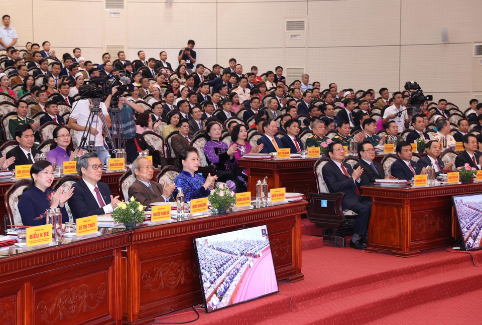 Chủ tịch Quốc hội Nguyễn Thị Kim Ngân dự Lễ khai mạc Đại hội Đảng bộ tỉnh Hòa Bình lần thứ XVII. (Ảnh: Trọng Đức/TTXVN)