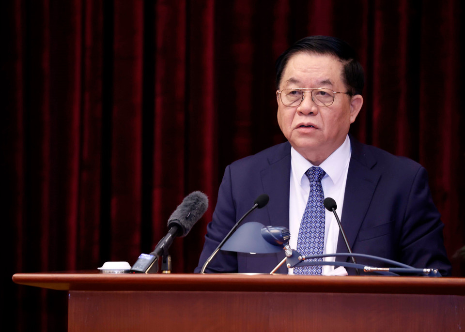 Bí thư Trung ương Đảng, Trưởng Ban Tuyên giáo Trung ương Nguyễn Trọng Nghĩa phát biểu tại hội nghị. (Ảnh: TTXVN)