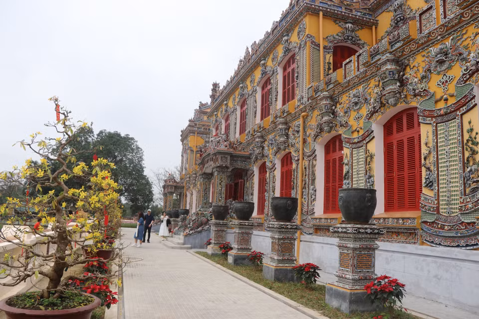 Điện Kiến Trung từng bị sụp đổ hoàn toàn, chỉ còn lại nền móng và đã được phục dựng thành công. (Ảnh: Tường Vi/TTXVN)