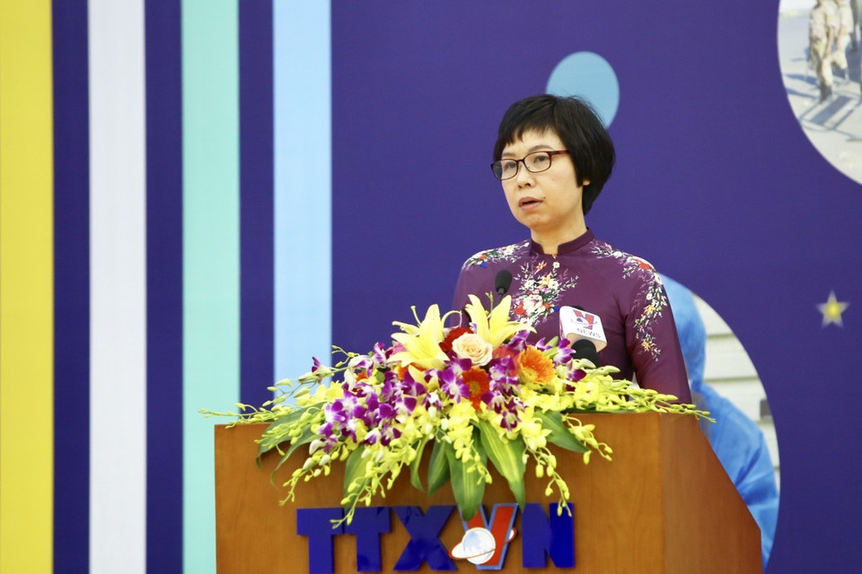 Phó tổng giám đốc TTXVN Vũ Việt Trang, Chủ tịch Liên chi hội Nhà báo TTXVN nhiệm kỳ 2020-2025 phát biểu. (Ảnh: Minh Quyết/TTXVN)