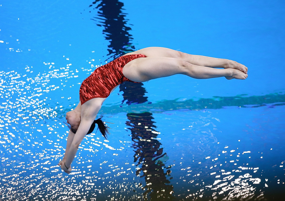 Bài thi đấu của vận động viên Việt Nam Ngô Phương Mai ở nội dung 3m cầu mềm nữ. (Ảnh: Trọng Đạt/TTXVN)