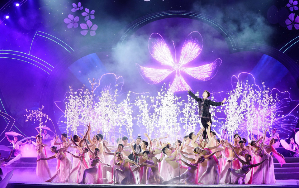 Chương trình nghệ thuật tại Lễ khai mạc. (Ảnh: Xuân Tư/TTXVN)