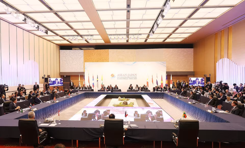 Phiên khai mạc Hội nghị Cấp cao kỷ niệm 50 năm quan hệ ASEAN-Nhật Bản. (Ảnh: Dương Giang/TTXVN)