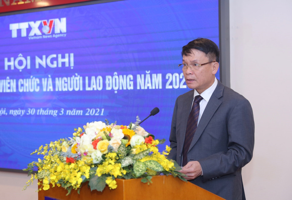 Tổng Giám đốc TTXVN Nguyễn Đức Lợi phát biểu khai mạc Hội nghị. (Ảnh: Hoàng Hiếu/TTXVN)