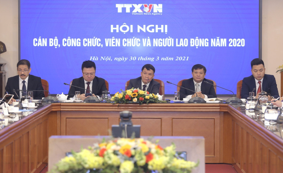 Đoàn Chủ tịch điều hành Hội nghị. (Ảnh: Hoàng Hiếu/TTXVN)