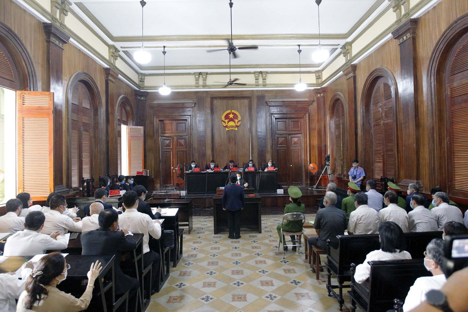 Quang cảnh phiên tòa xét xử nguyên Phó Chủ tịch UBND TP Hồ Chí Minh Nguyễn Thành Tài cùng đồng phạm ngày 15/3. (Ảnh: Thanh Vũ/TTXVN) 