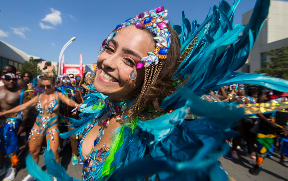 Vũ công biểu diễn tại Lễ hội hóa trang Caribbean Carnival Toronto, Canada, ngày 3/8/2019. (Ảnh: THX/TTXVN)