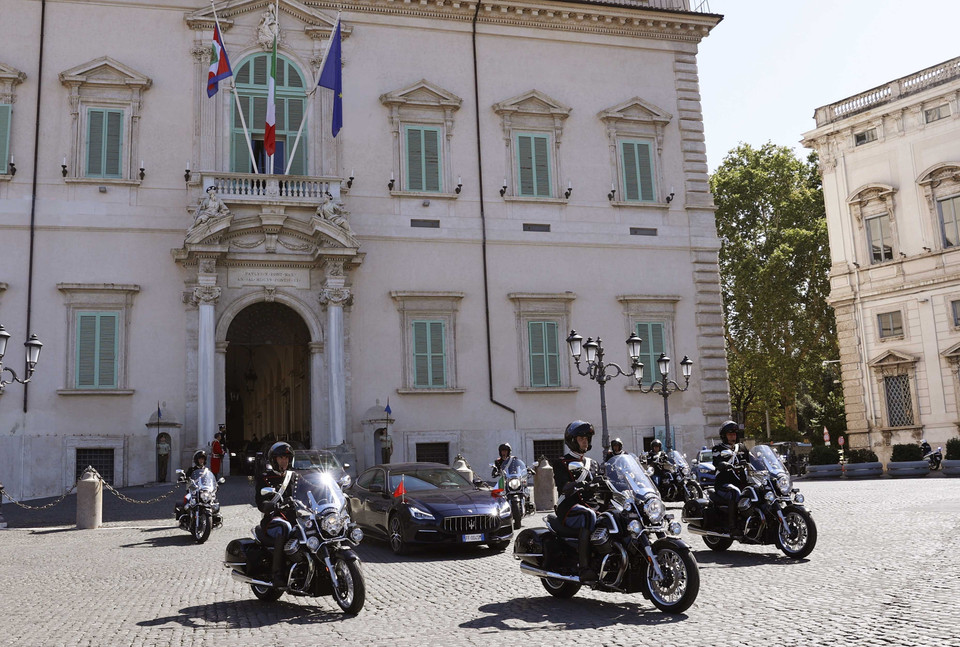 Lễ tiễn chính thức Chủ tịch nước Võ Văn Thưởng và Phu nhân cùng Đoàn cấp cao Việt Nam. (Ảnh: Thống Nhất/TTXVN)