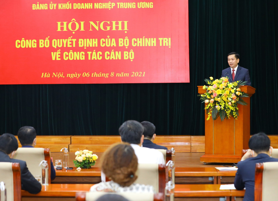 Bí thư Đảng ủy Khối Doanh nghiệp Trung ương Nguyễn Long Hải phát biểu nhận nhiệm vụ. (Ảnh: Nguyễn Điệp/TTXVN)