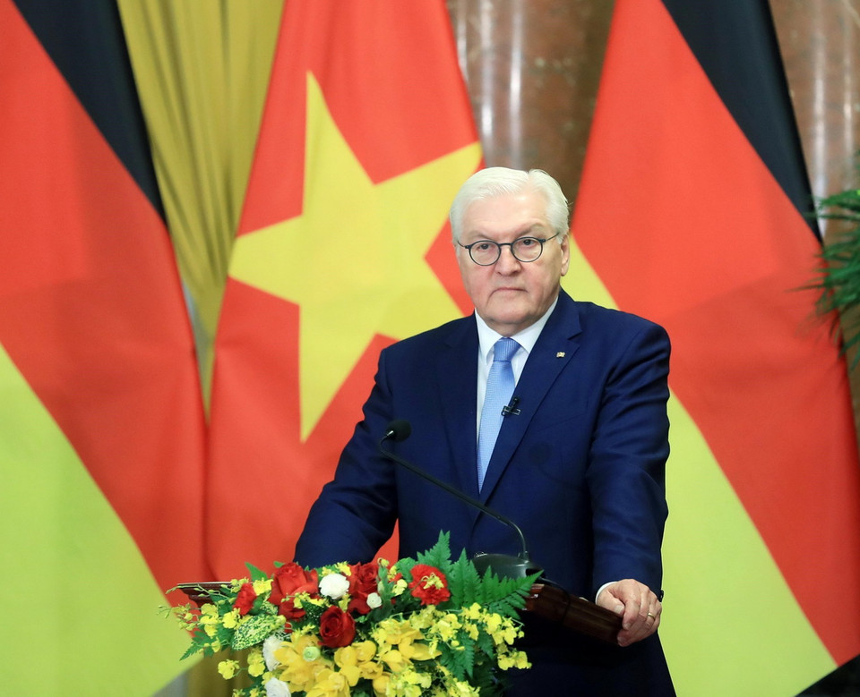 Tổng thống CHLB Đức Frank-Walter Steinmeier phát biểu tại cuộc gặp gỡ báo chí. (Ảnh: Thống Nhất/TTXVN)