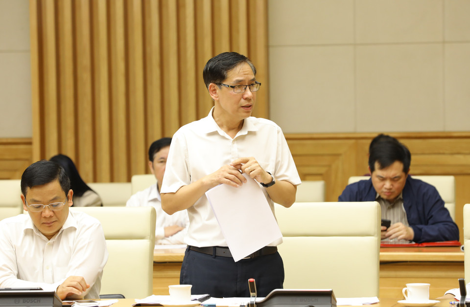 Cục trưởng Cục Y tế dự phòng Đặng Quang Tấn phát biểu. (Ảnh: Văn Điệp/TTXVN)