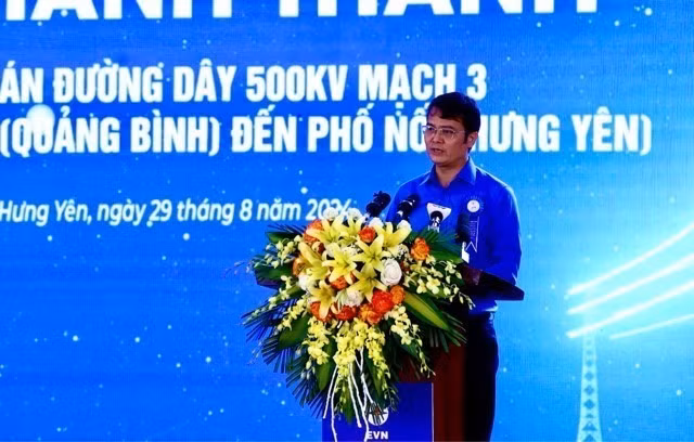 Bí thư thứ Nhất Trung ương Đoàn Bùi Quang Huy phát biểu. (Ảnh: Huy Hùng/TTXVN)