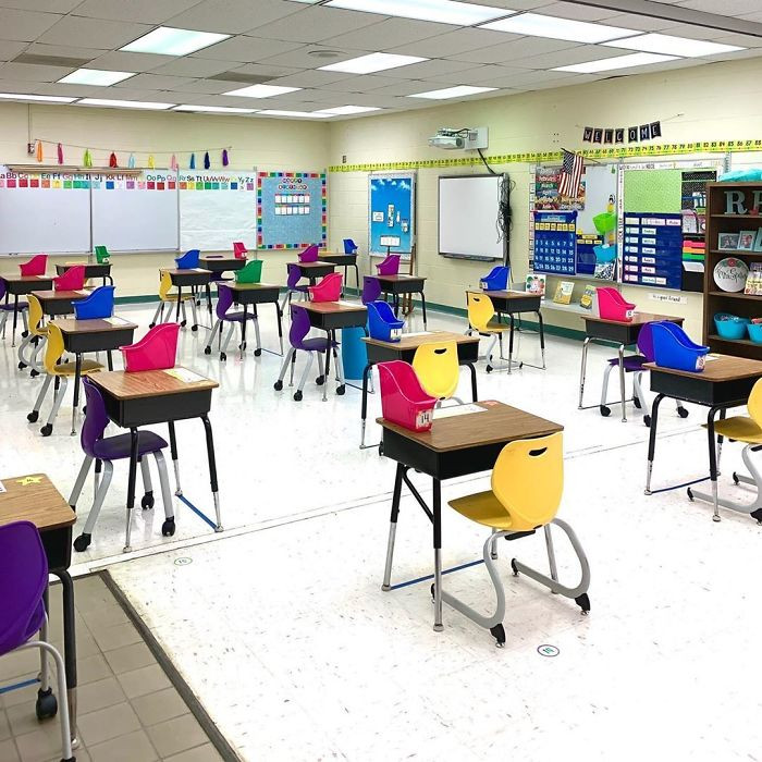 Những sắc màu hạnh phúc trong lớp học. (Nguồn: Boredpanda)