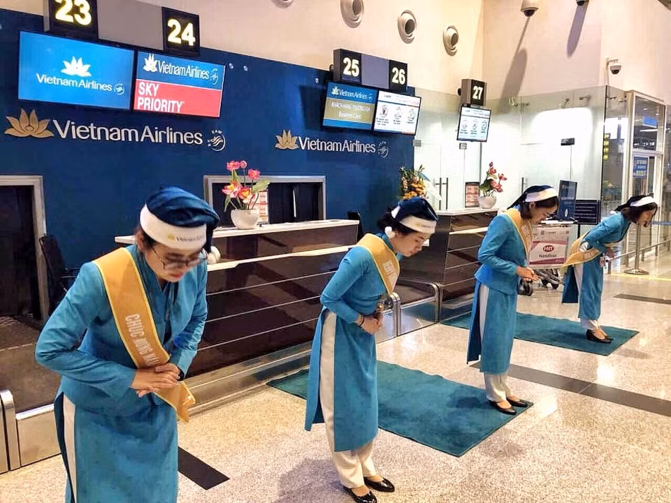 Lễ Giáng sinh và năm mới là những dịp cao điểm khi nhu cầu di chuyển của hành khách tăng mạnh.