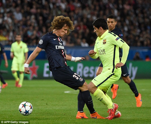 ... và cả hai tình huống đó đều dẫn đến bàn thắng cho Barcelona.