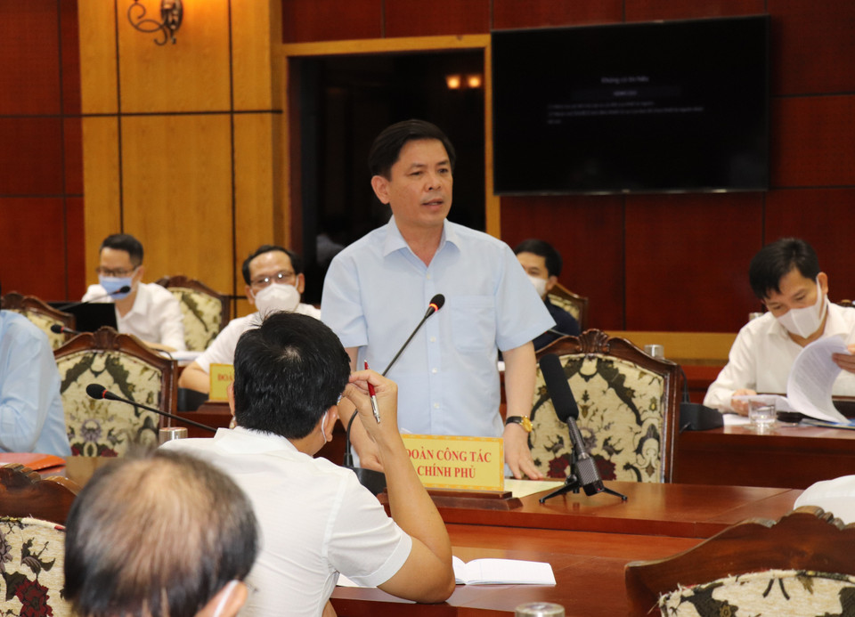 Bộ trưởng Bộ Giao thông Vận tải Nguyễn Văn Thể phát biểu tại buổi làm việc. (Ảnh: Lê Đức Hoảnh/TTXVN)