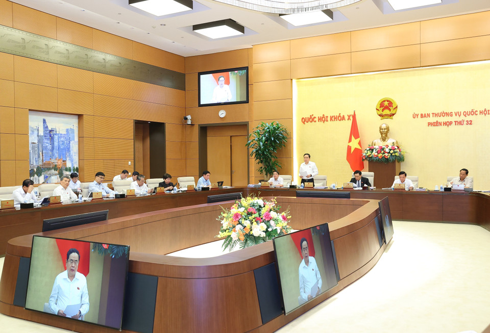 Phó Chủ tịch Thường trực Quốc hội Trần Thanh Mẫn điều hành nội dung cho ý kiến về dự án Luật sửa đổi, bổ sung một số điều của Luật Dược. (Ảnh: Văn Điệp/TTXVN)