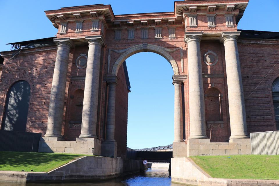 Saint Petersburg là thành phố du lịch hấp dẫn thứ 8 của thế giới với 221 bảo tàng, 2.000 thư viện và hàng nghìn công trình lịch sử nổi bật về kiến trúc, văn hóa. (Ảnh: Hùng Võ/Vietnam+)