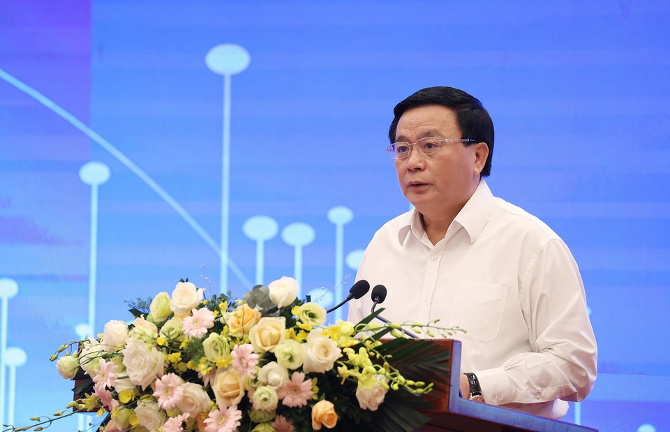 Ông Nguyễn Xuân Thắng, Ủy viên Bộ Chính trị, Chủ tịch Hội đồng Lý luận Trung ương, Giám đốc Học viện Chính trị quốc gia Hồ Chí Minh phát biểu khai mạc hội thảo. (Ảnh: Dương Giang/TTXVN)