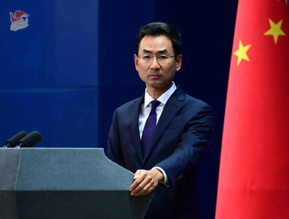 Nhiều nước trên thế giới đồng loạt kêu gọi Thổ Nhĩ Kỳ lập tức ngừng chiến dịch quân sự 'Mùa Xuân hòa bình' nhằm vào các lực lượng người Kurd ở Đông Bắc Syria. Ngoại trưởng Nga Sergei Lavrov (trong ảnh) cho biết Moskva sẽ 'xem xét những gì có thể làm' trong việc sử dụng 'các mối quan hệ tốt đẹp với tất cả các bên' nhằm ngăn chặn một cuộc khủng hoảng ở Syria. (Ảnh: AFP/TTXVN)