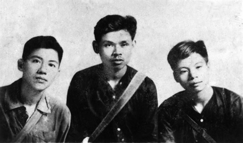 Tổ điệp báo A13 trực tiếp đánh đắm thông báo hạm Amyot d’Inville của Pháp tại vùng biển Sầm Sơn (Thanh Hóa), ngày 27/9/1950, diệt hơn 200 sỹ quan, thuỷ thủ và binh lính Pháp. Chiến công vang dội đó đánh dấu bước trưởng thành của CAND và sự thất bại thảm hại của các cơ quan tình báo, phản gián Pháp. (Ảnh: Tư liệu/TTXVN)