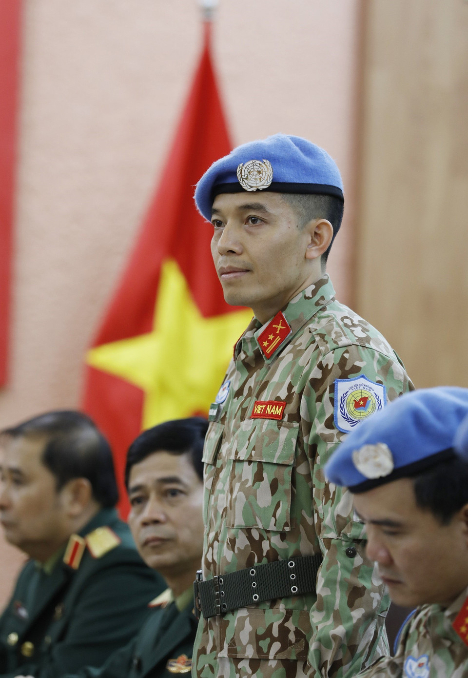 Trung tá Trần Đức Hưởng ứng thi và trúng tuyển vào vị trí Sỹ quan kế hoạch, Phòng Kế hoạch quân sự, Cục Hoạt động hòa bình tại trụ sở LHQ (tại New York, Hoa Kỳ). (Ảnh: Dương Giang/TTXVN)