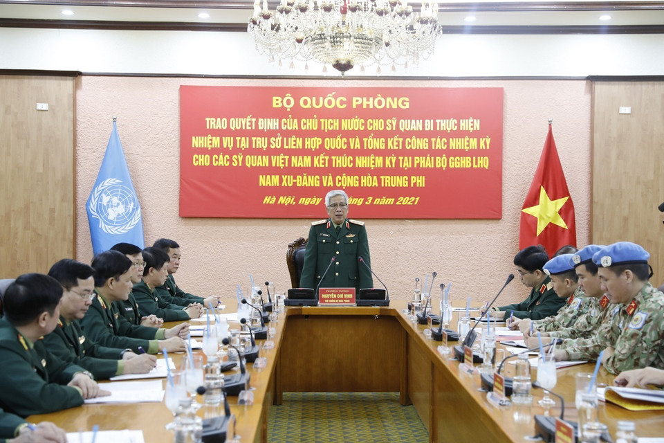  Thượng tướng Nguyễn Chí Vịnh, Thứ trưởng Bộ Quốc phòng chủ trì buổi lễ. (Ảnh: Dương Giang/TTXVN)