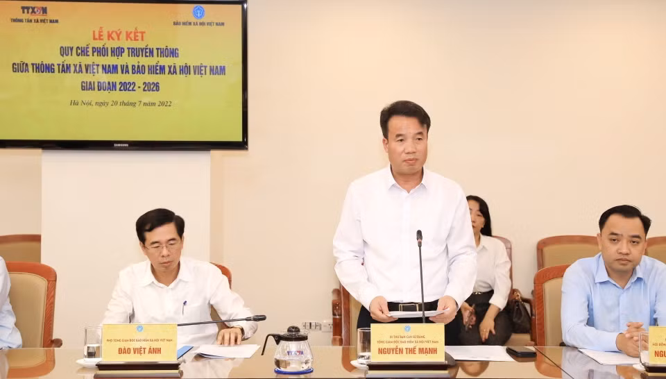 Tổng Giám đốc Bảo hiểm xã hội Việt Nam Nguyễn Thế Mạnh phát biểu. (Ảnh: Tuấn Anh/TTXVN)