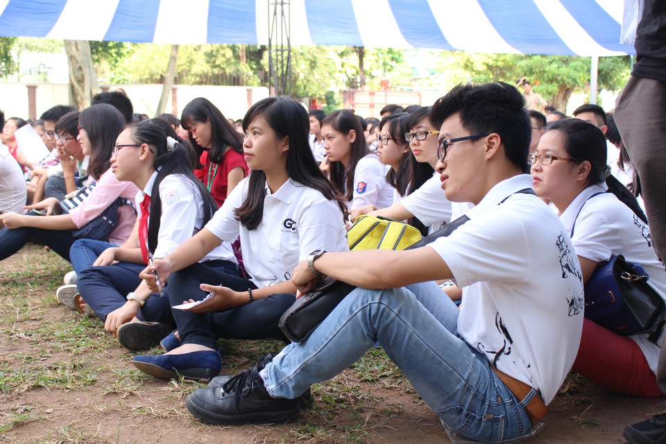 Chương trình tiếp cận cộng đồng thu hút hàng trăm bạn trẻ Việt Nam. (Ảnh: Hùng Võ/Vietnam+)