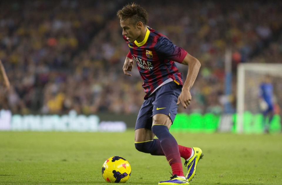 Neymar của Barcelona.