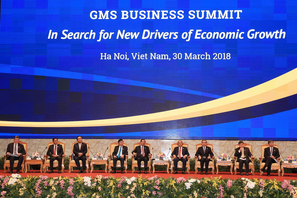 Thủ tướng Nguyễn Xuân Phúc và các Trưởng đoàn GMS dự Phiên toàn thể. (Ảnh: TTXVN)