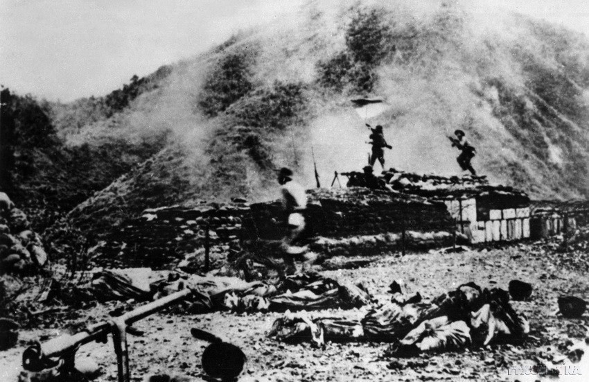 Quân giải phóng tiêu diệt căn cứ Đầu Mầu, ngày 31/3/1972. (Ảnh: Đoàn Công Tính/TTXVN phát)