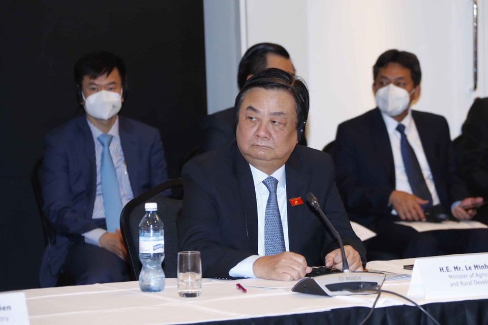 Bộ trưởng Bộ Nông nghiệp và Phát triển nông thôn Lê Minh Hoan tham dự tọa đàm. (Ảnh: Doãn Tấn/TTXVN)