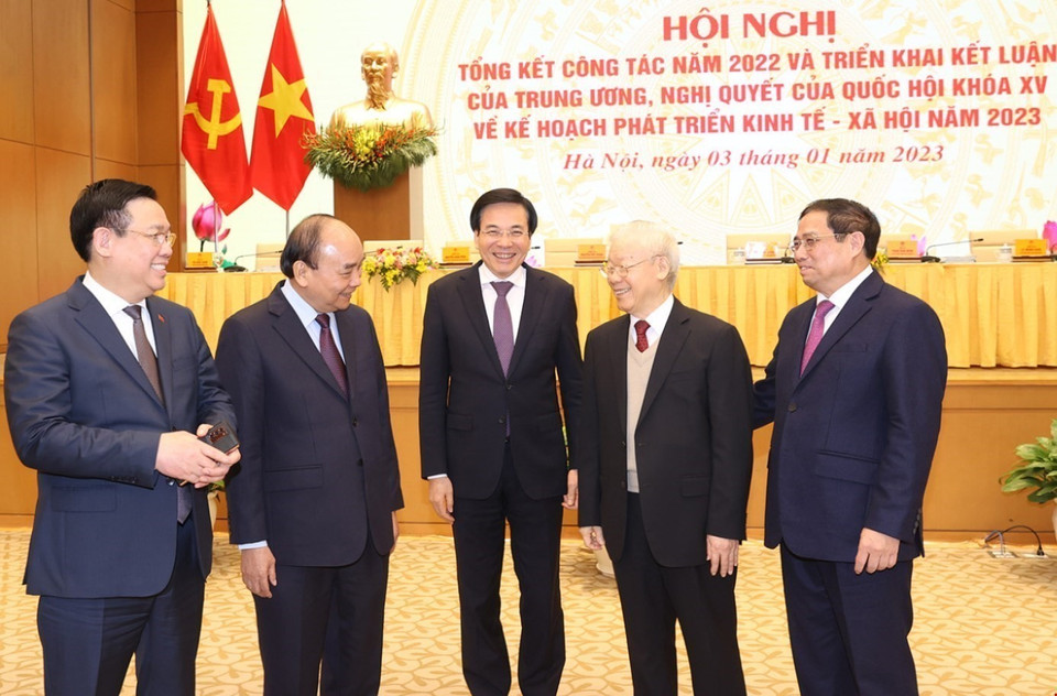 Tổng Bí thư Nguyễn Phú Trọng, Chủ tịch nước Nguyễn Xuân Phúc,Thủ tướng Chính phủ Phạm Minh Chính, Chủ tịch Quốc hội Vương Đình Huệ cùng các đại biểu dự hội nghị. (Ảnh: Trí Dũng/TTXVN)