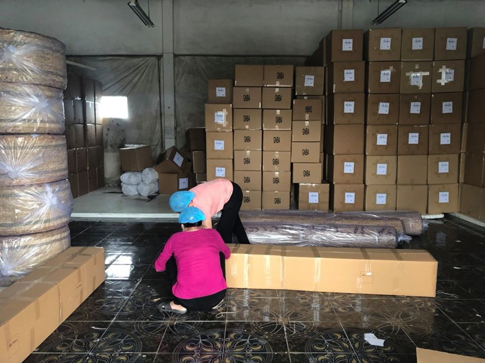  Hàng đã sẵn sàng xuất xưởng, chờ xuất đi cho khách-Công ty Viet Trang Craft. (Ảnh: Vietnam+)