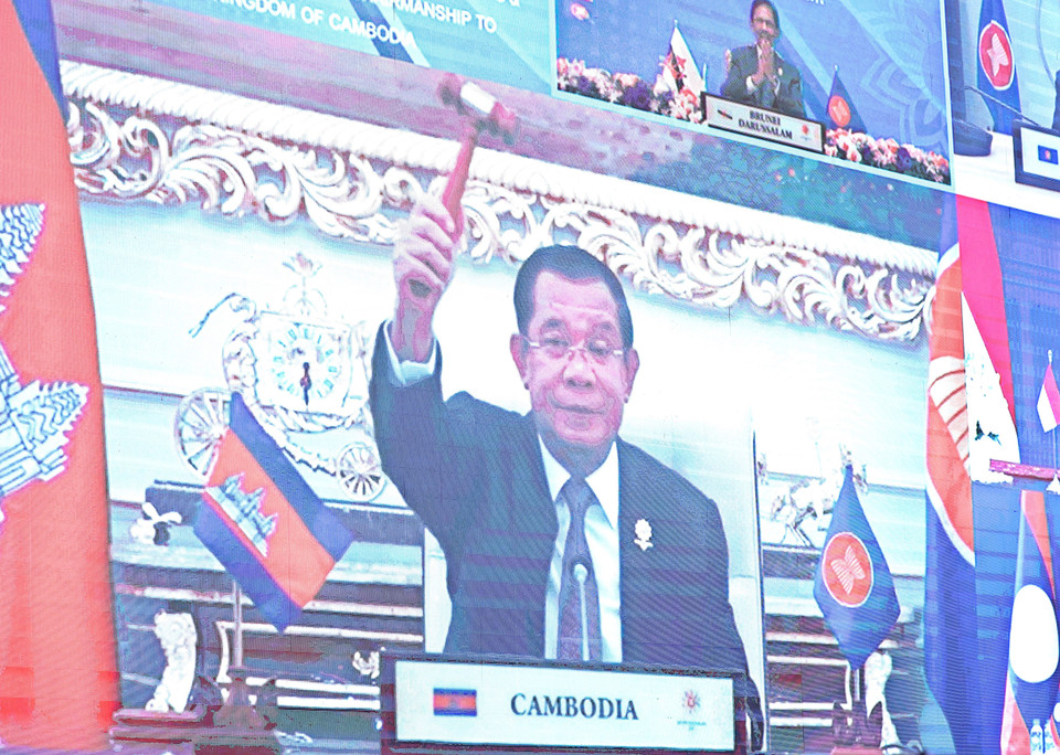 Thủ tướng Samdech Hun Sen Campuchia tiếp nhận vai trò Chủ tịch luân phiên ASEAN năm 2022. (Ảnh: Dương Giang/TTXVN)