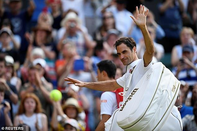 Thành tích này giúp Federer đi vào lịch sử khi trở thành tay vợt đầu tiên giành được 100 trận thắng tại một giải Grand Slam.